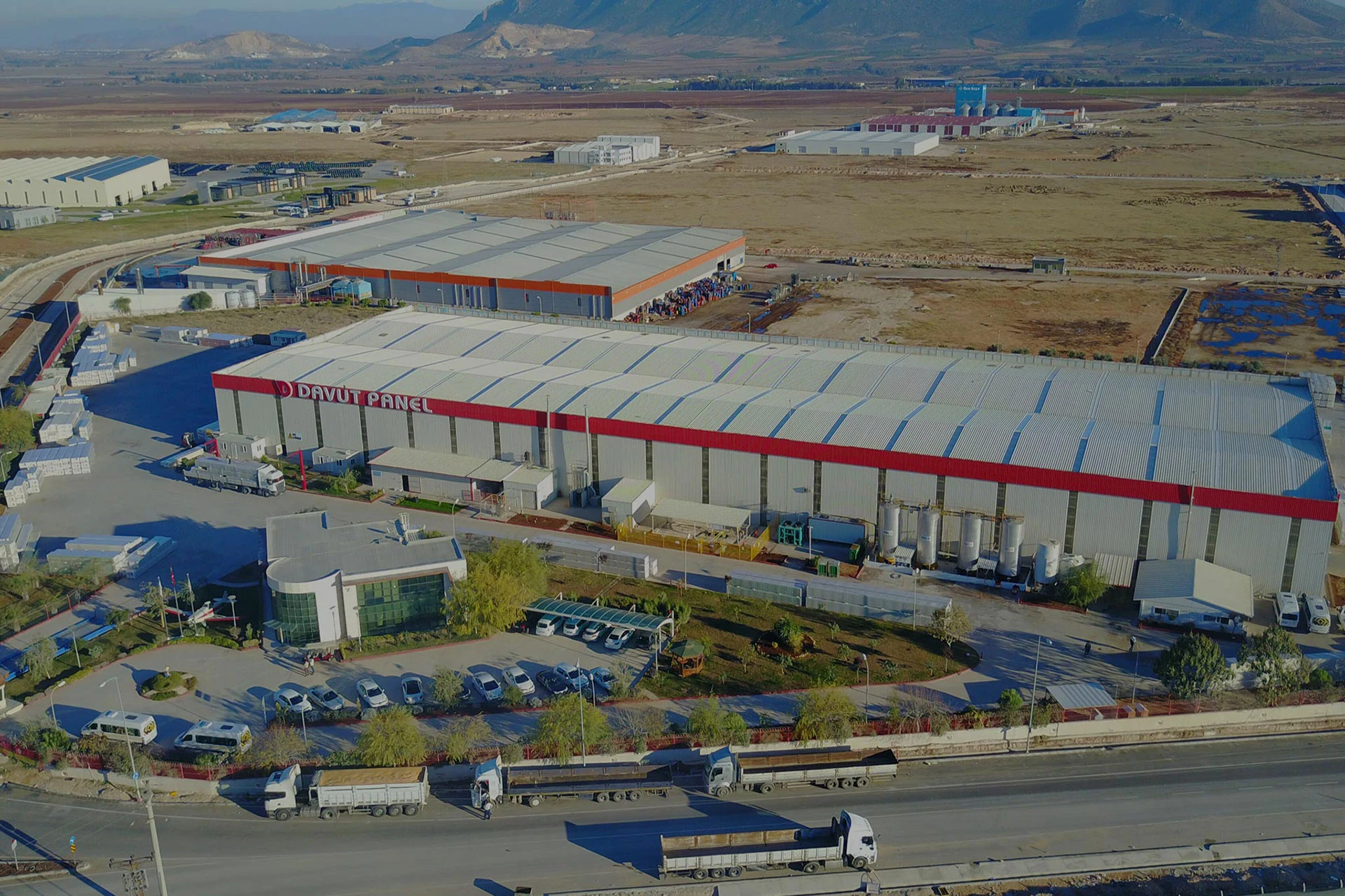 Davut Panel için endüstriyel marka ve açıkhava reklam tasarımı çalışması